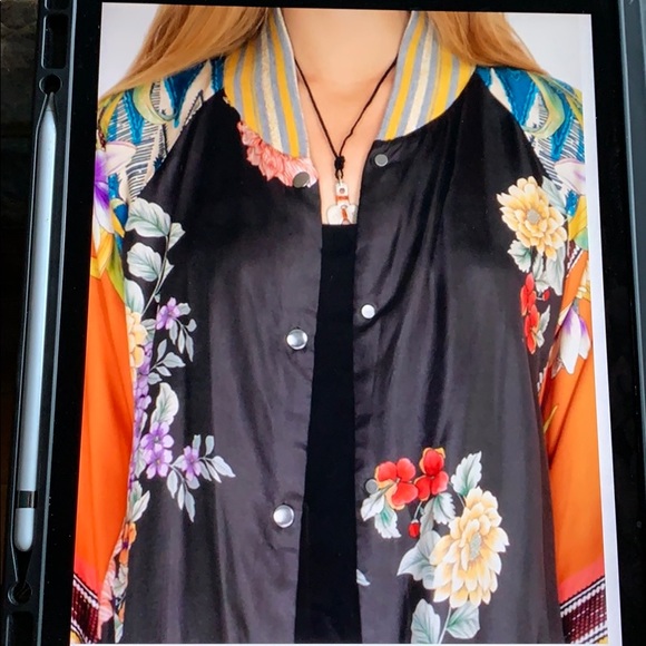 Coat - Picture 7 of 8